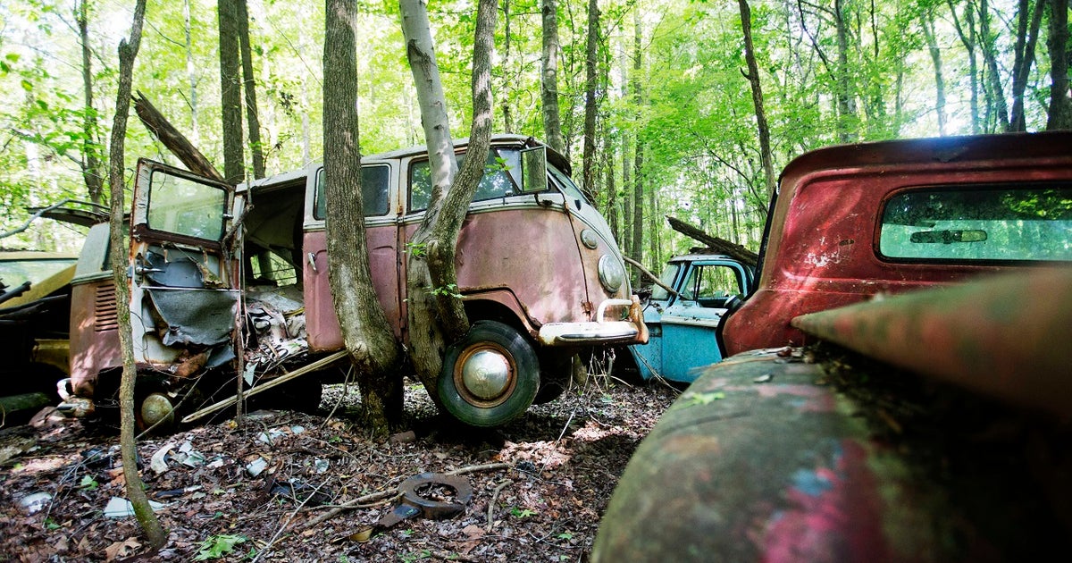 Photos Old Car City, the world's largest known classic car junkyard